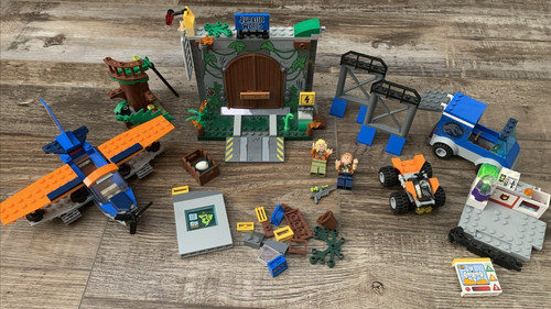 Lego jurassic world gate - lego,